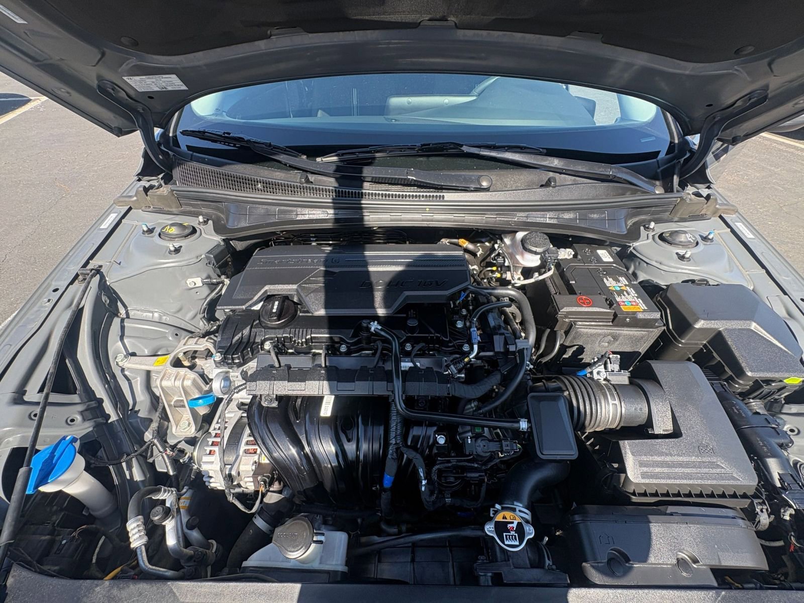 Used 2025 Hyundai Elantra SEL FWD image 33