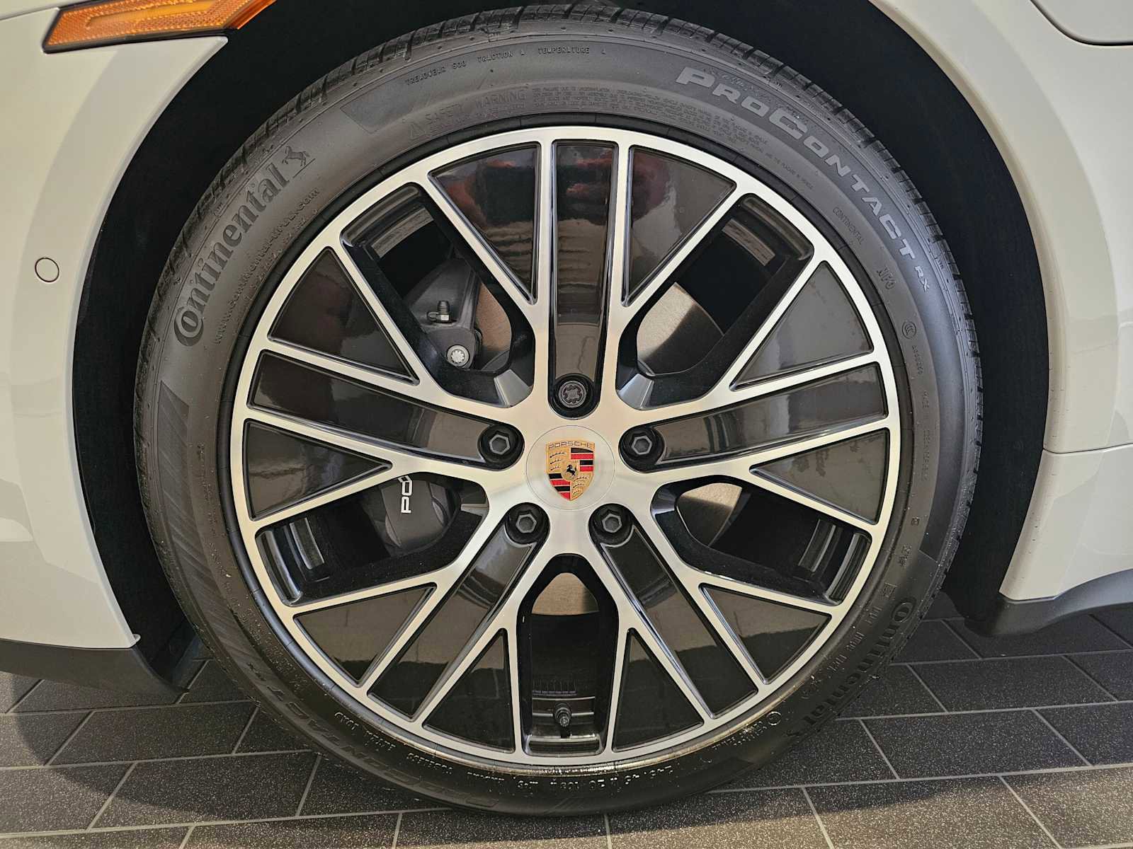 New 2025 Porsche Taycan image 11