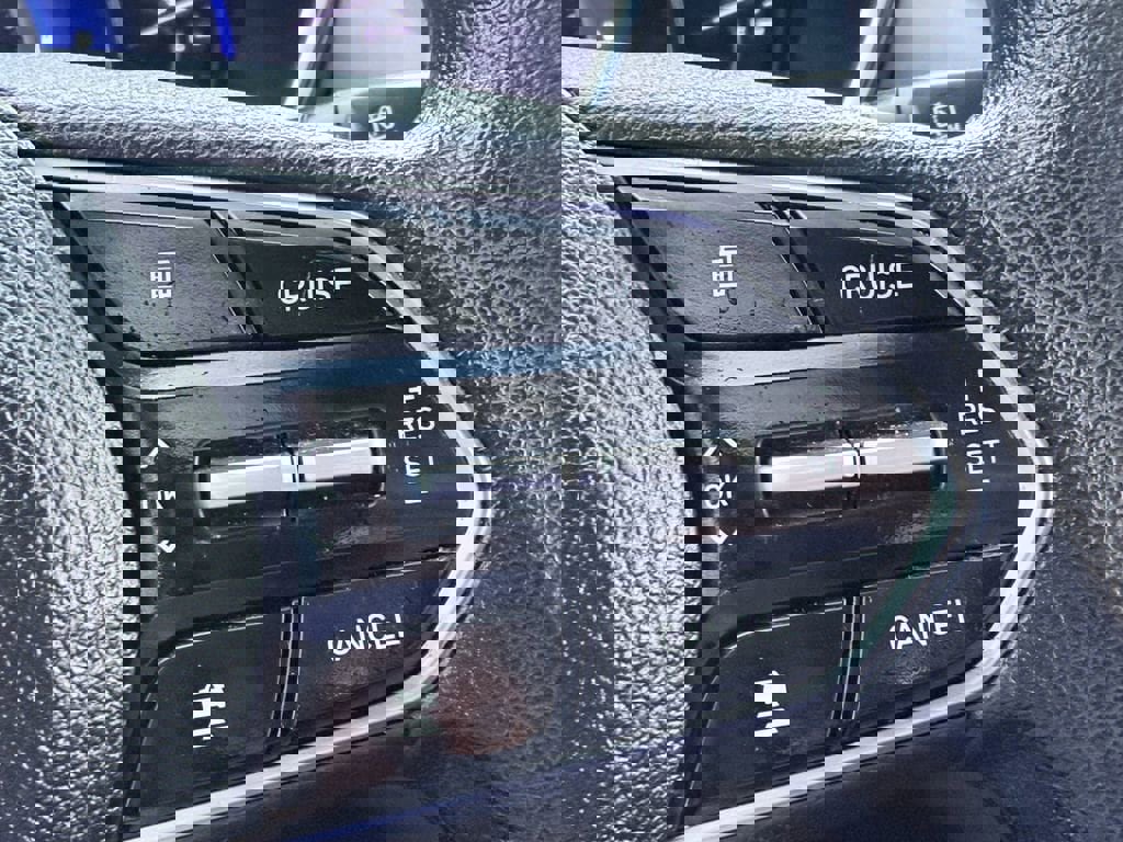 Used 2019 Hyundai Santa Fe SEL FWD image 31