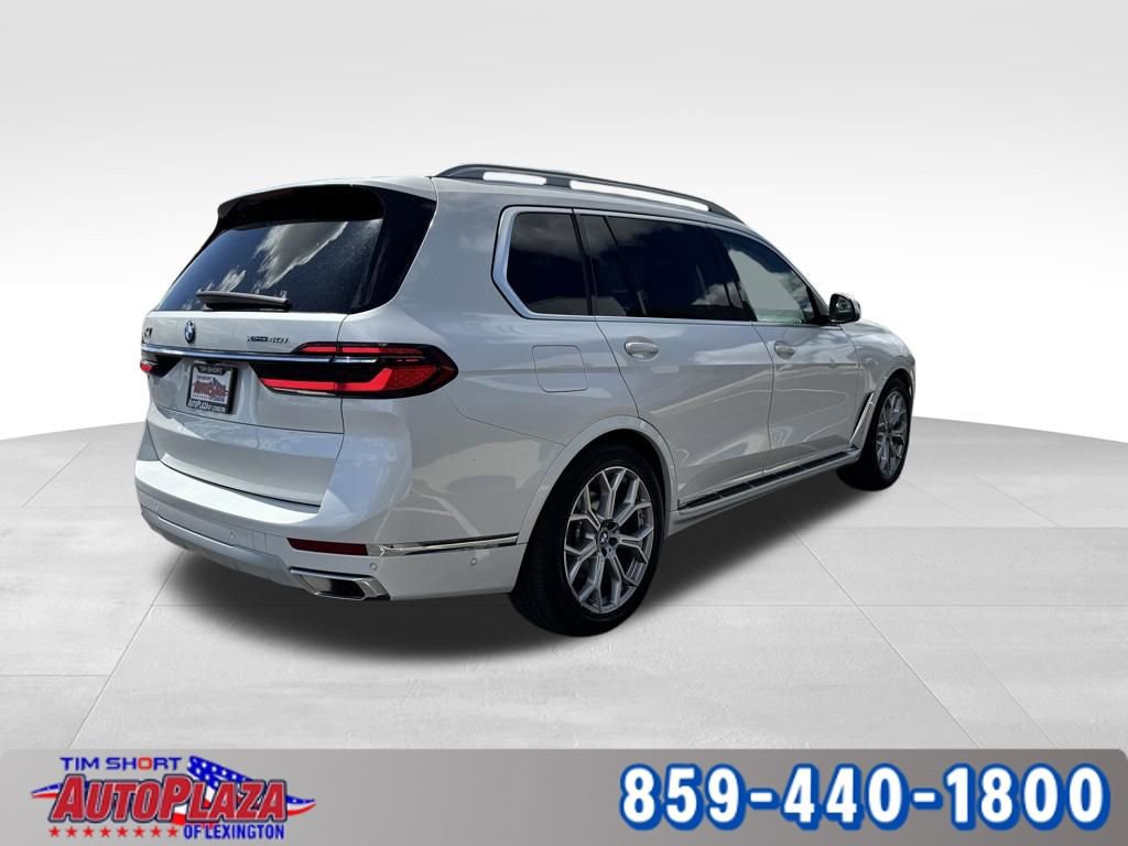 Used 2025 BMW X7 xDrive40i AWD/4WD image 6