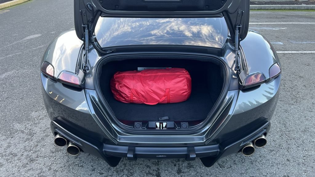 Certified 2024 Ferrari Roma RWD image 23