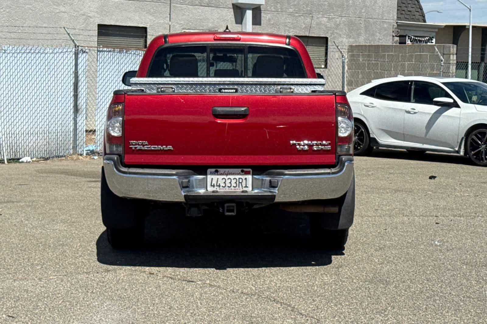 Used 2014 Toyota Tacoma PreRunner w/ SR5 Package RWD image 4