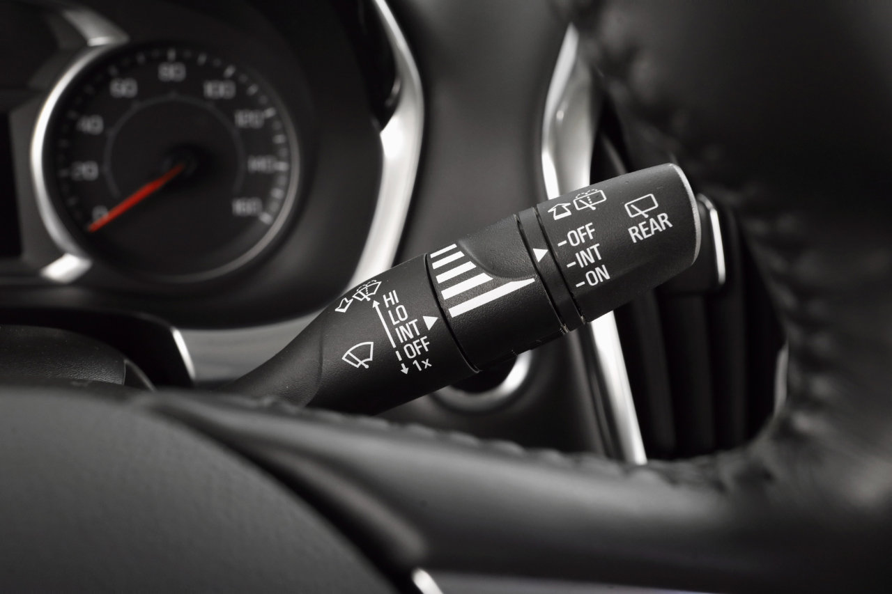 Used 2021 Chevrolet Traverse LT image 33