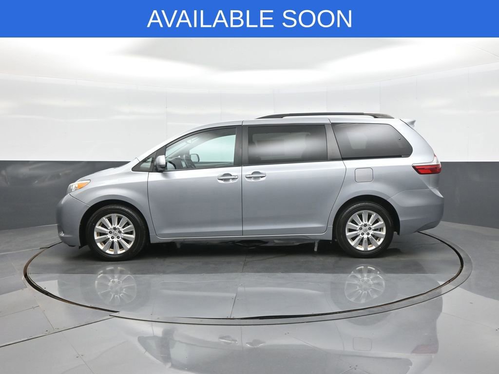 Used 2015 Toyota Sienna XLE AWD/4WD image 4