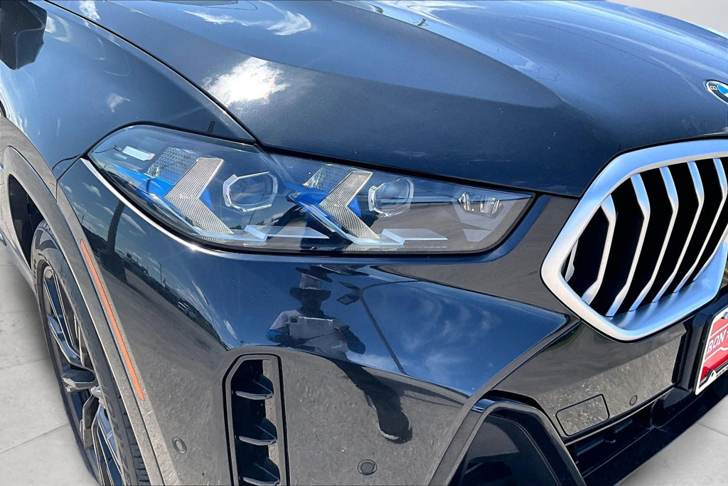 Used 2024 BMW X6 xDrive40i w/ Premium Package AWD/4WD image 34