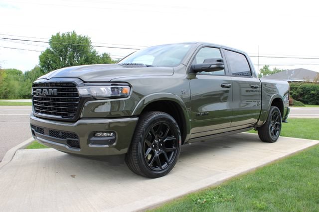 New 2027 RAM 1500 Laramie w/ Night Edition AWD/4WD image 7