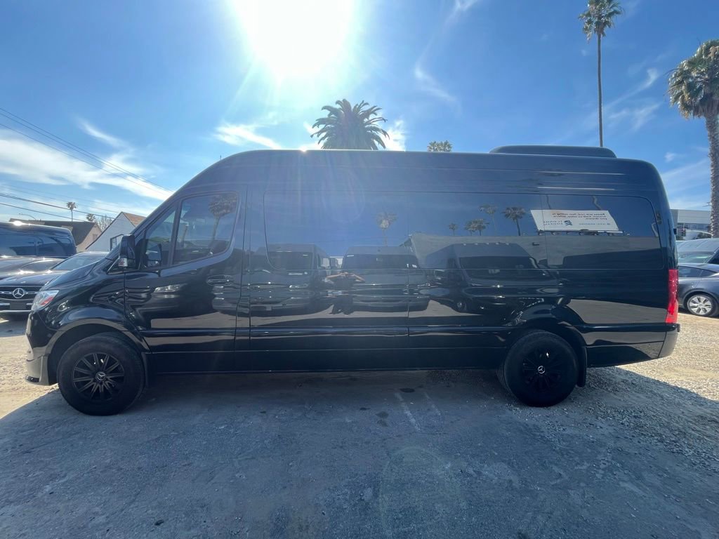 Used 2024 Mercedes-Benz Sprinter 2500 image 10