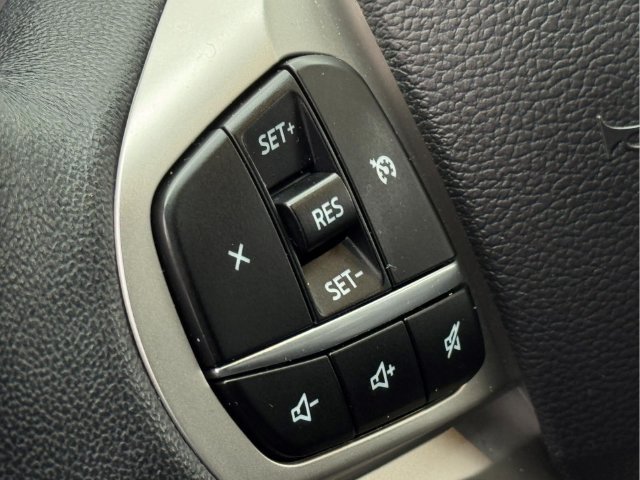 Used 2024 Ford Explorer XLT w/ Equipment Group 202A AWD/4WD image 22