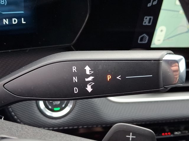 Used 2026 Chevrolet Equinox LT FWD image 14