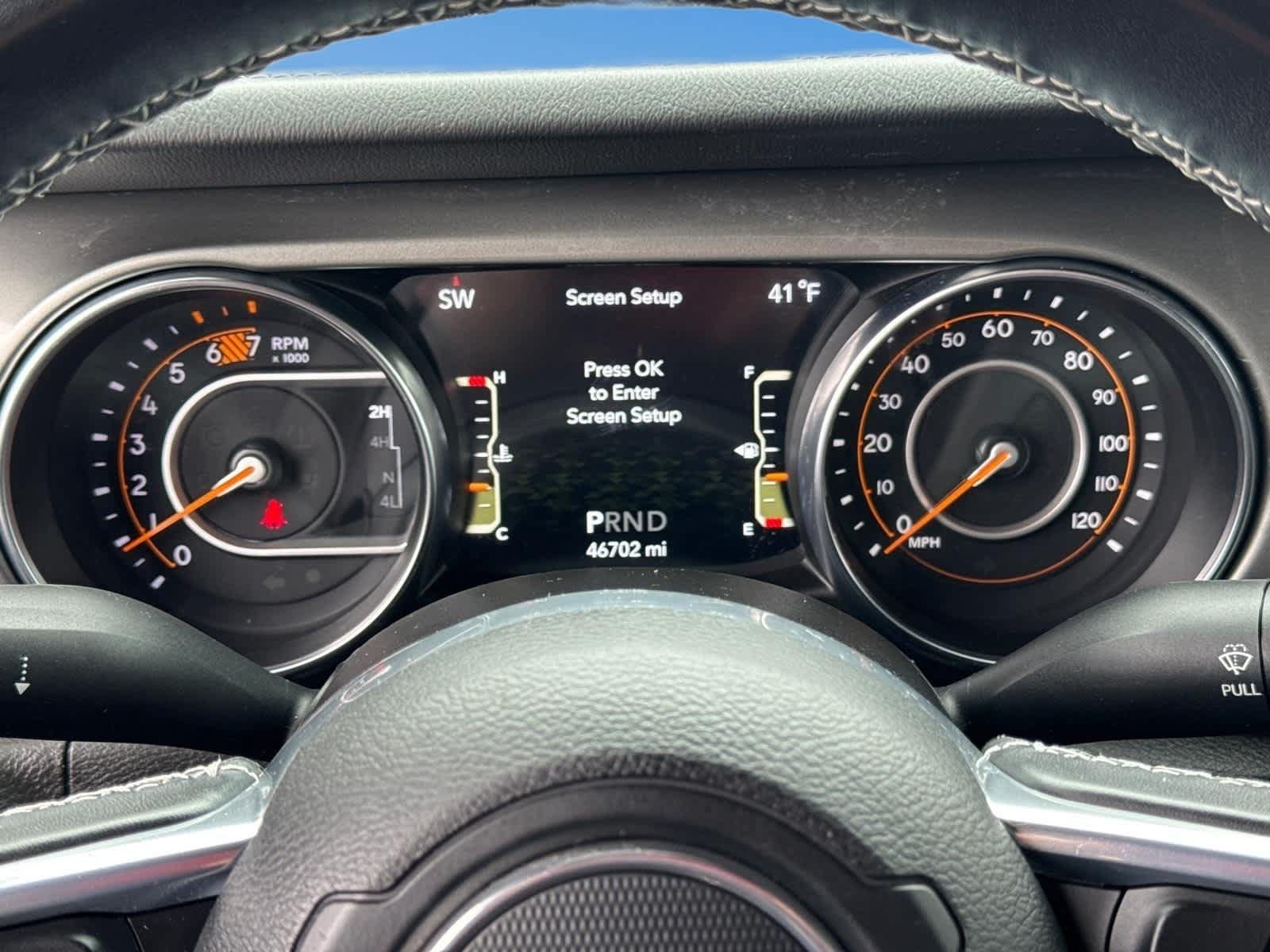 Used 2022 Jeep Wrangler Unlimited Sahara AWD/4WD image 16