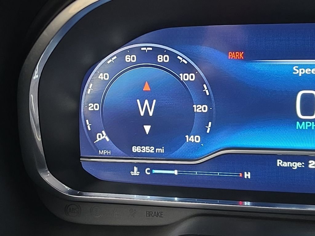 Used 2023 Chevrolet Tahoe LT AWD/4WD image 12