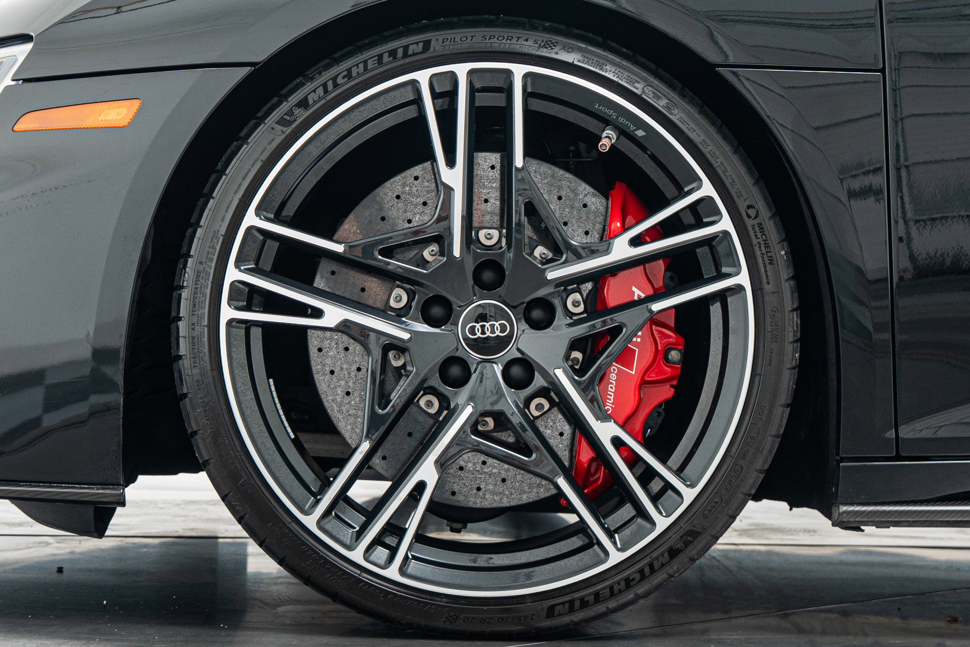 Used 2023 Audi R8 V10 performance image 10