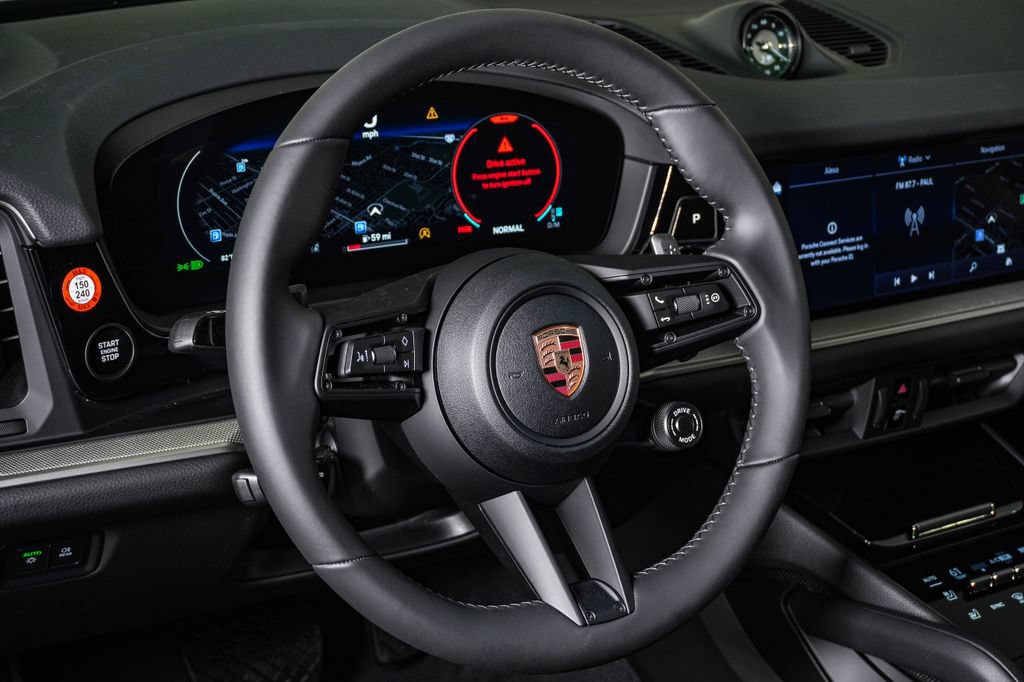 New 2026 Porsche Cayenne Coupe AWD/4WD image 18