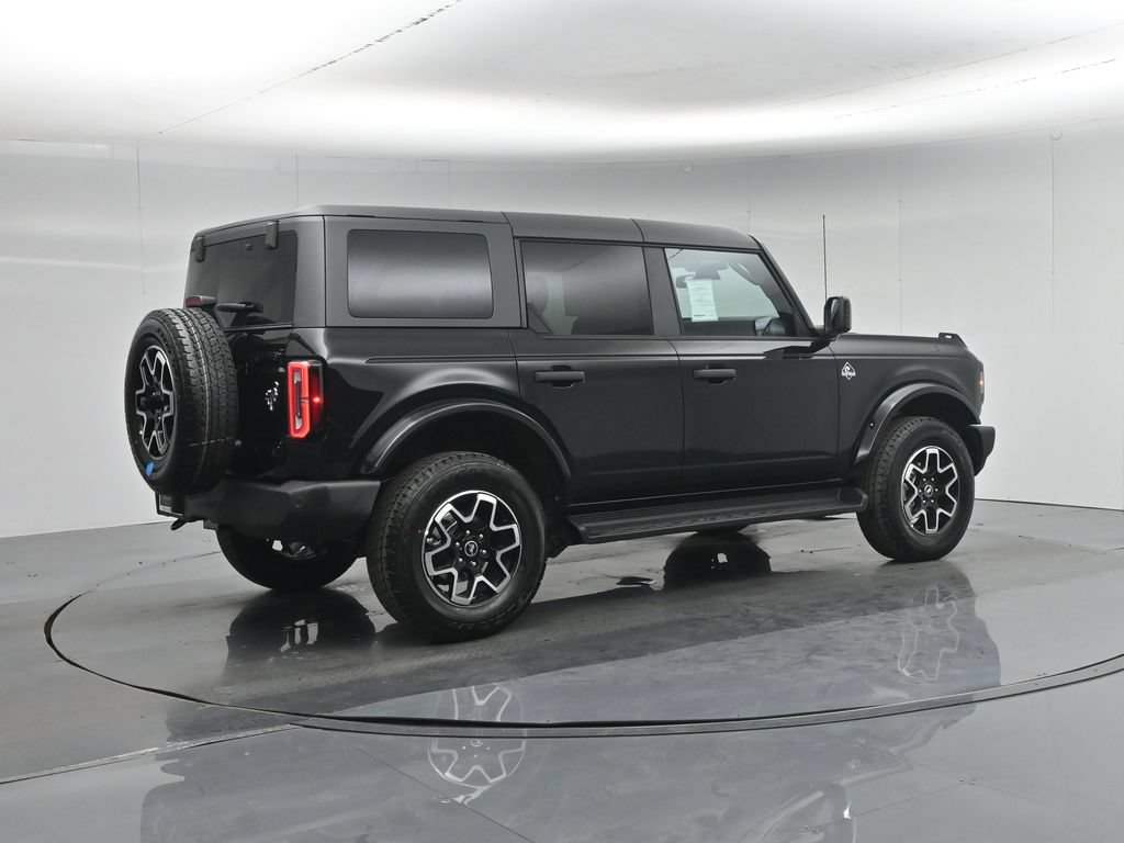 Used 2026 Ford Bronco Outer Banks AWD/4WD image 28