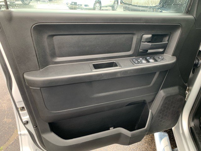 Used 2018 RAM 2500 Tradesman w/ Chrome Appearance Group image 11