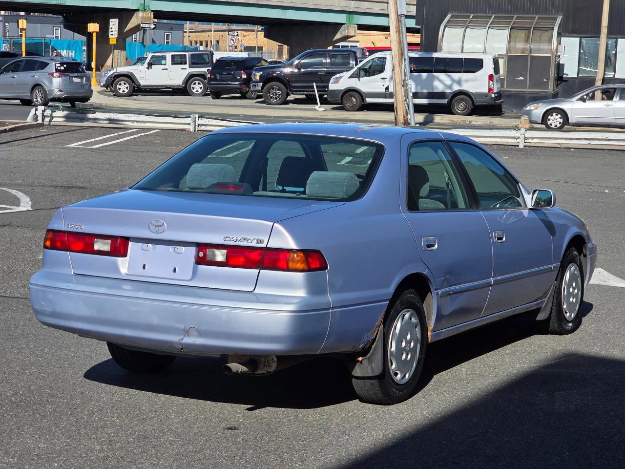 Used 1997 Toyota Camry XLE FWD image 7