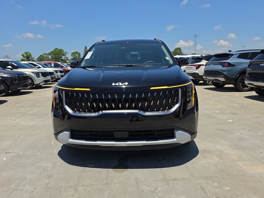 New 2026 Kia Carnival EX FWD image 3