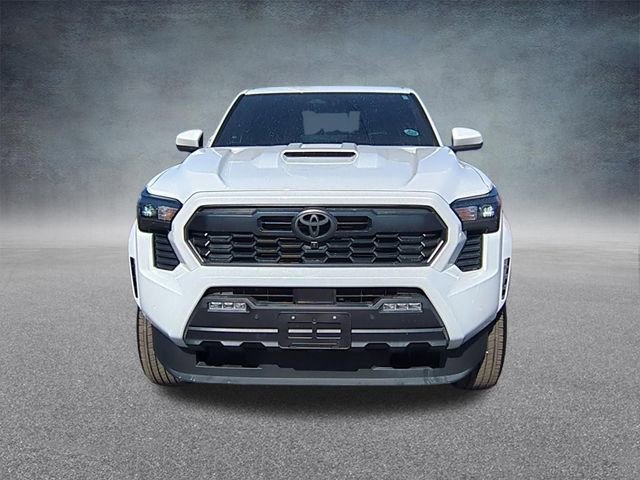 Used 2025 Toyota Tacoma TRD Sport image 4