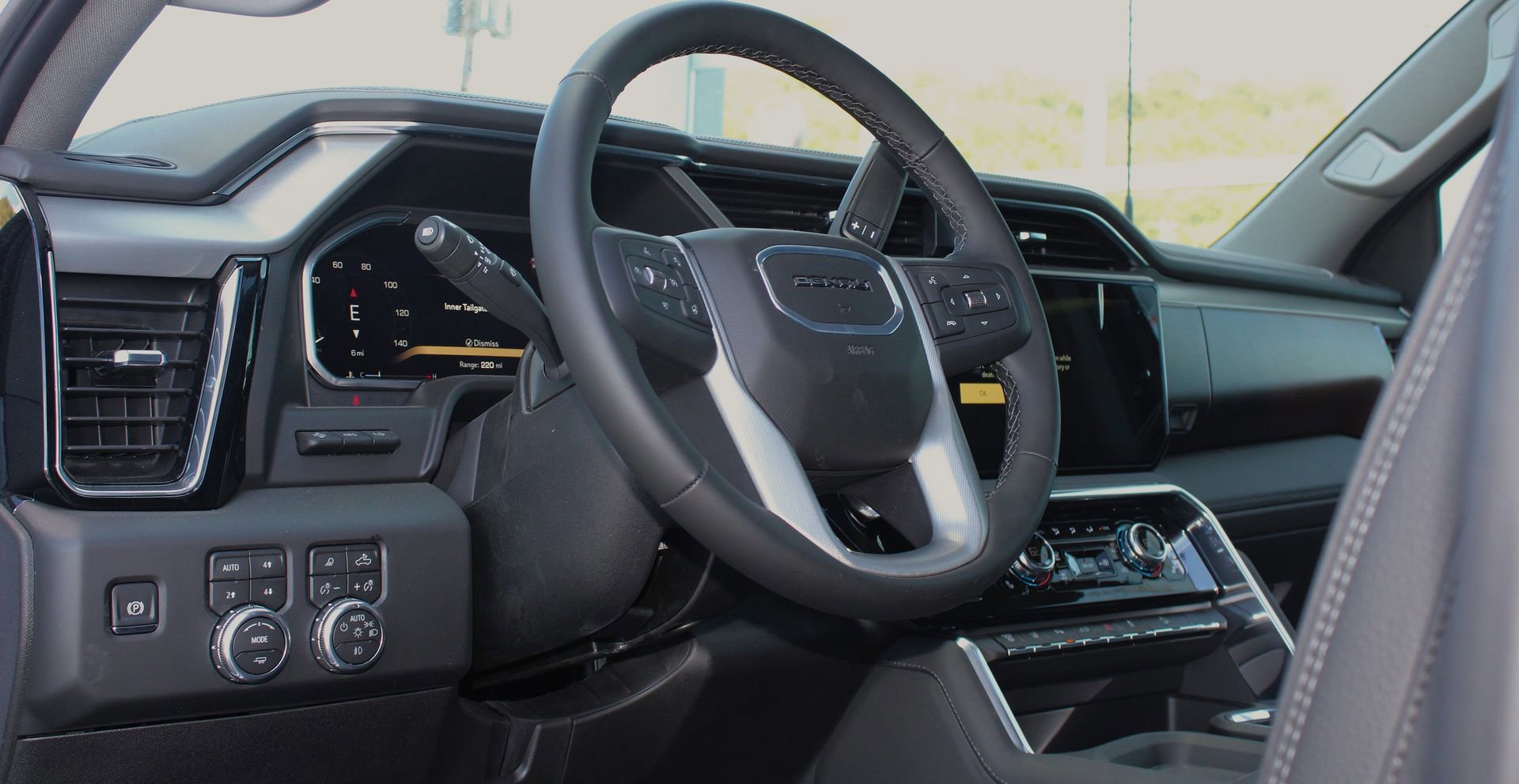 New 2026 GMC Sierra 2500 Denali w/ Denali Reserve Package image 16