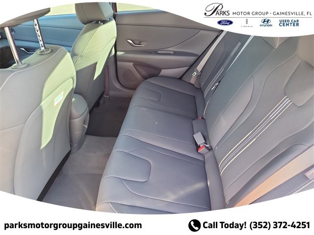 New 2025 Hyundai Elantra Sport image 11