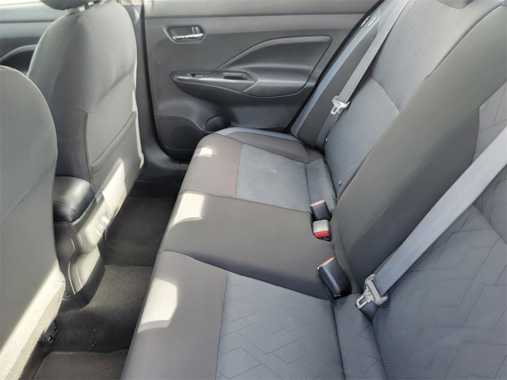 Used 2023 Nissan Versa SV image 15