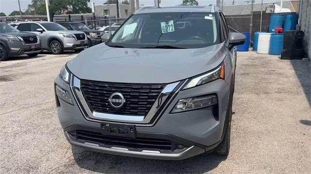 Used 2022 Nissan Rogue SL w/ SL Premium Package image 8