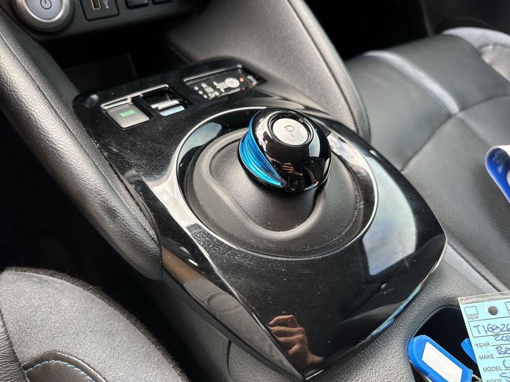 Used 2020 Nissan Leaf SL Plus FWD image 52