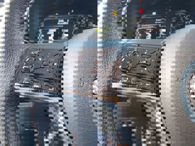 Used 2024 Nissan Versa SR w/ Trunk Package image 30