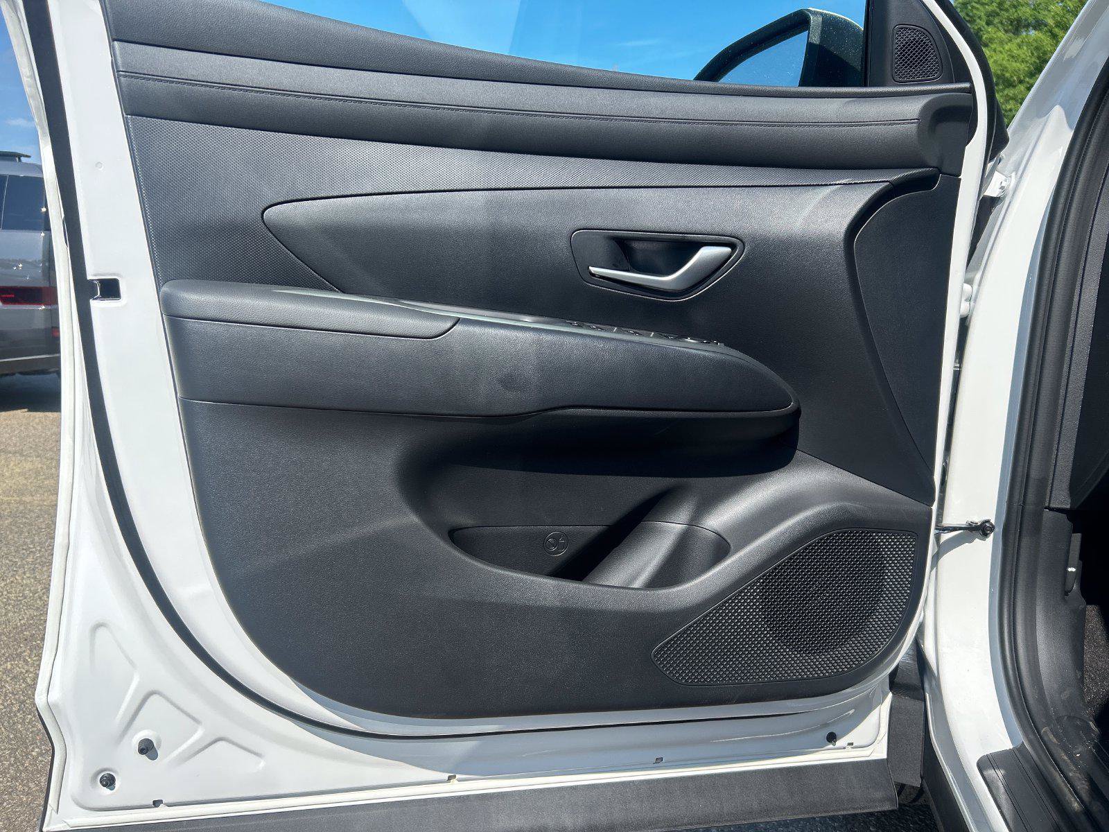 New 2026 Hyundai Tucson Blue SE AWD/4WD image 11