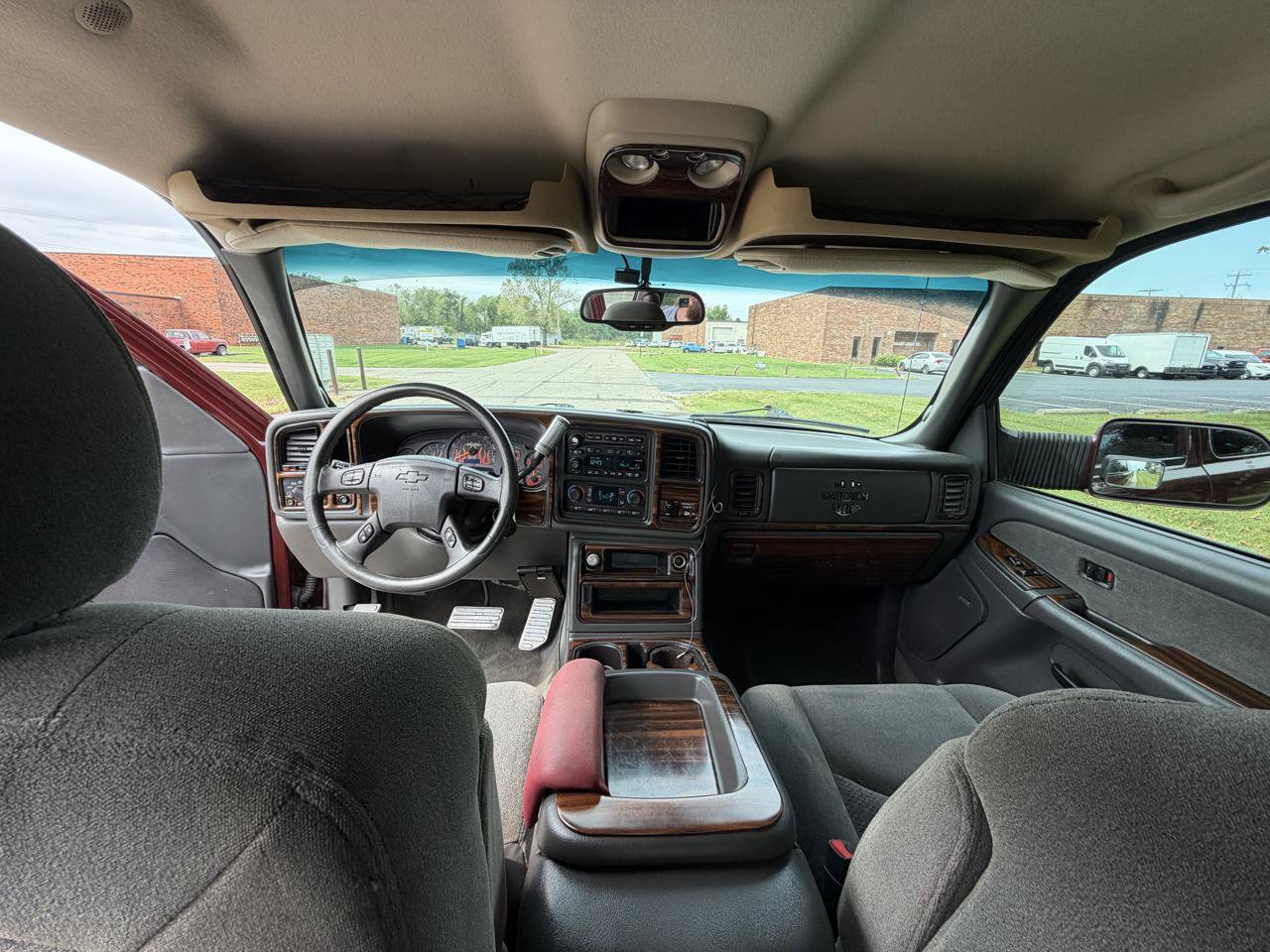 Used 2003 Chevrolet Silverado 2500 LS RWD image 29