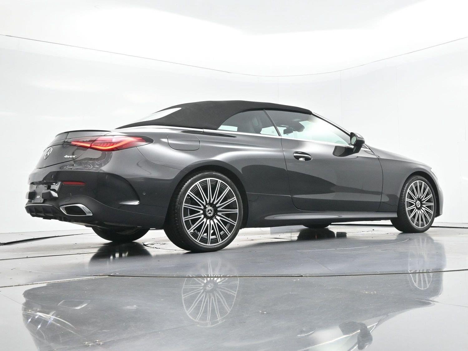 Used 2026 Mercedes-Benz CLE 300 4MATIC Cabriolet image 44
