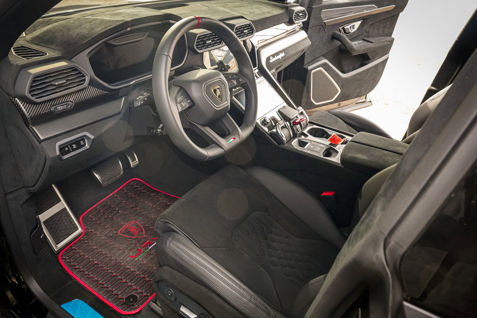 Used 2024 Lamborghini Urus Performante image 17