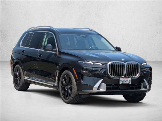 Used 2026 BMW X7 xDrive40i AWD/4WD image 3