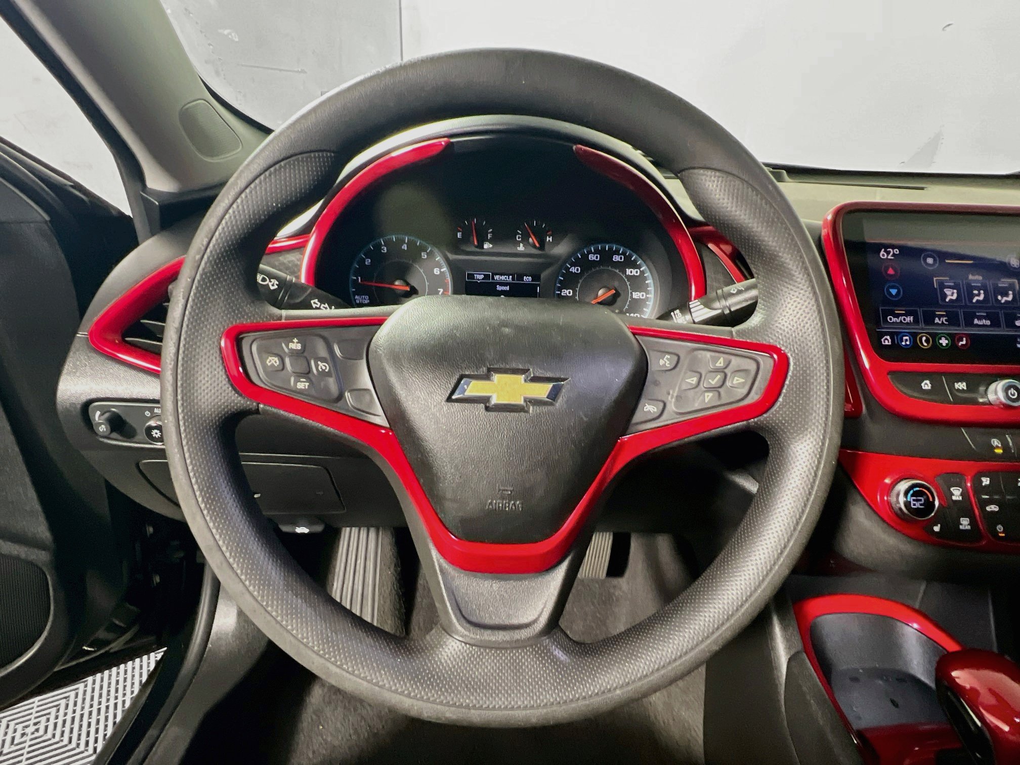 Used 2022 Chevrolet Malibu LT FWD image 10