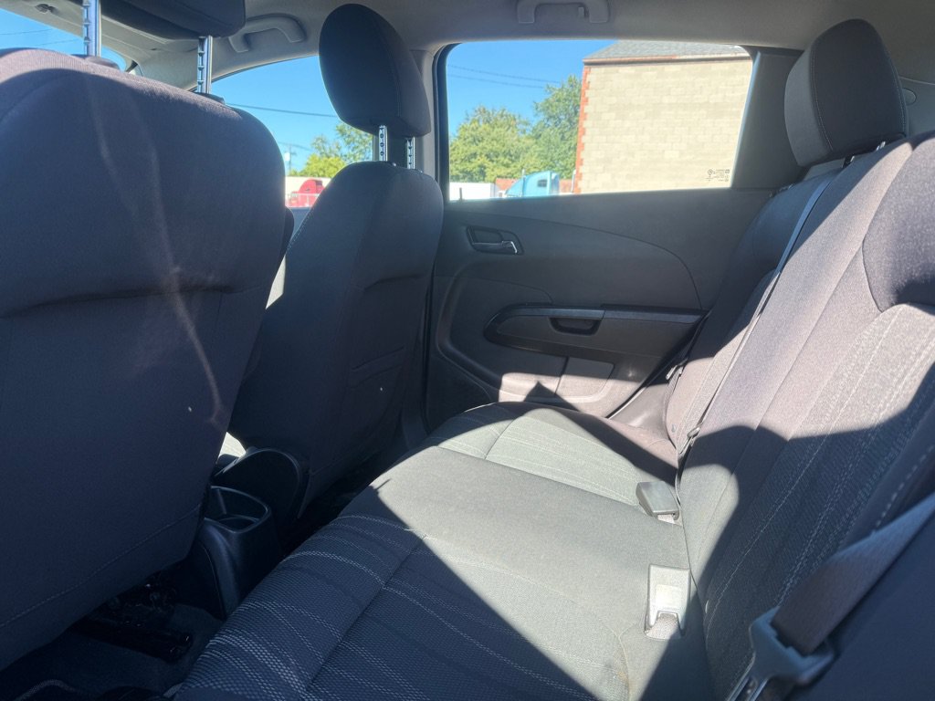 Used 2014 Chevrolet Sonic LT FWD image 10