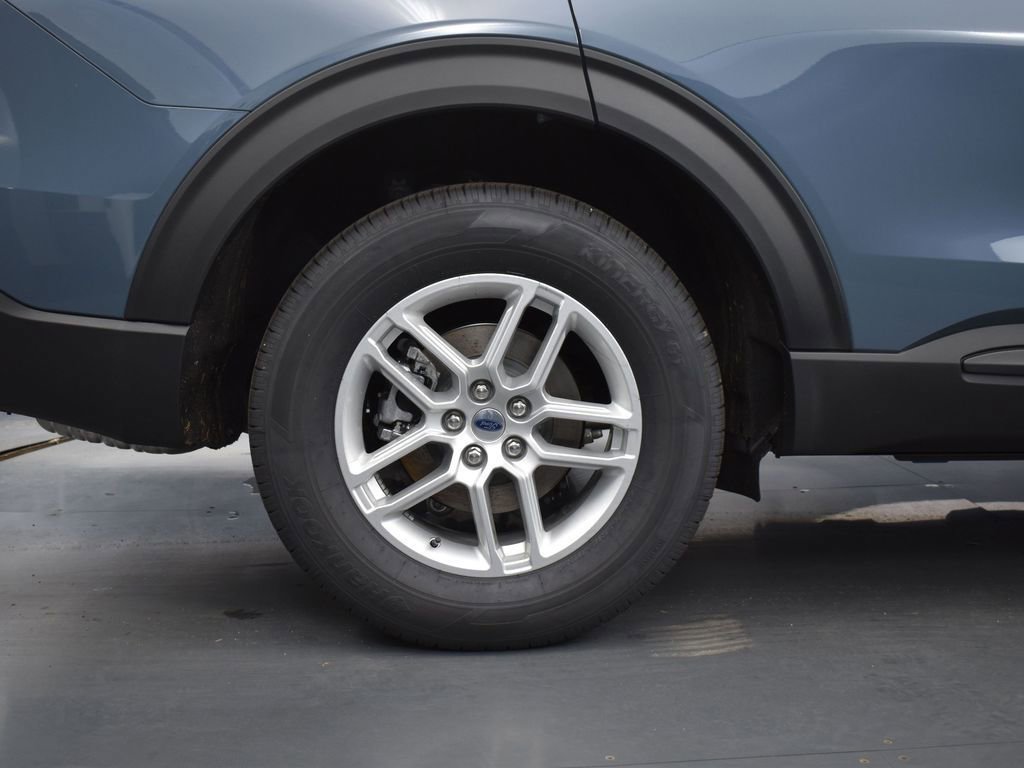 New 2026 Ford Explorer Active image 21