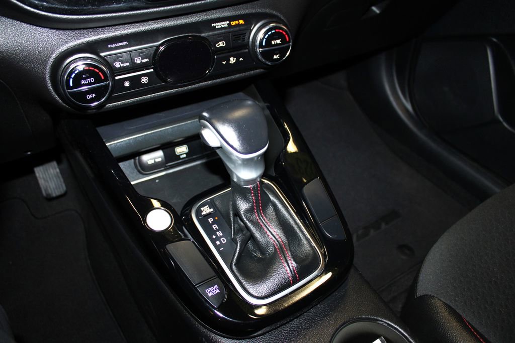 Used 2023 Kia Soul GT-Line FWD image 22