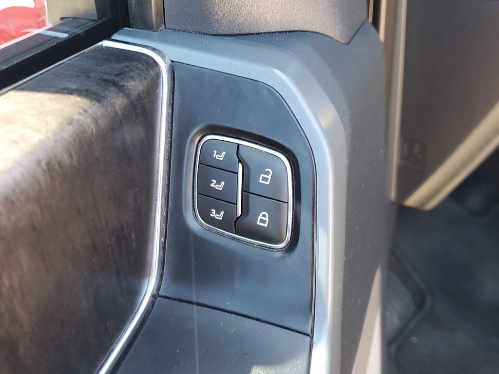 Used 2022 Ford F150 Lariat image 21