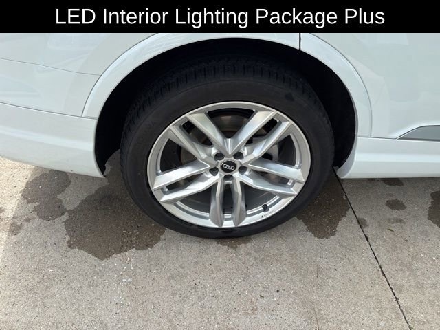 Used 2018 Audi Q7 3.0T Prestige w/ Prestige Package AWD/4WD image 10