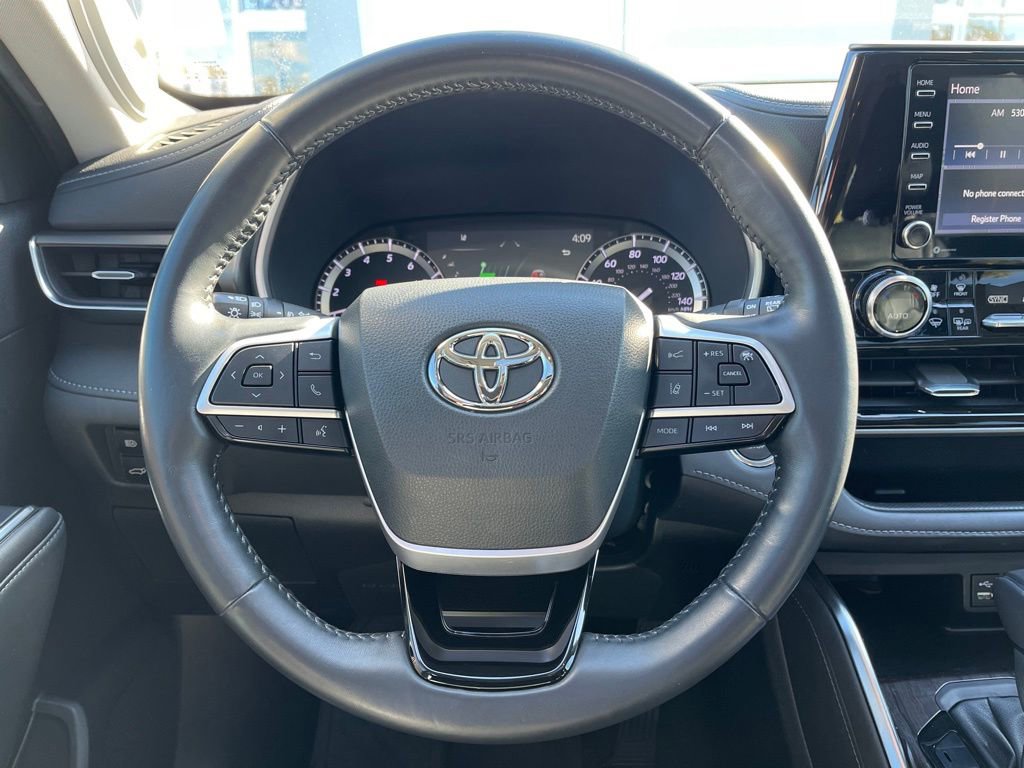 Used 2022 Toyota Highlander Limited image 15