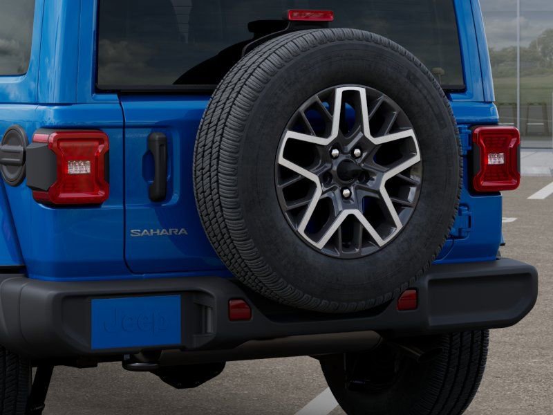New 2025 Jeep Wrangler Sahara w/ Technology Group AWD/4WD image 13