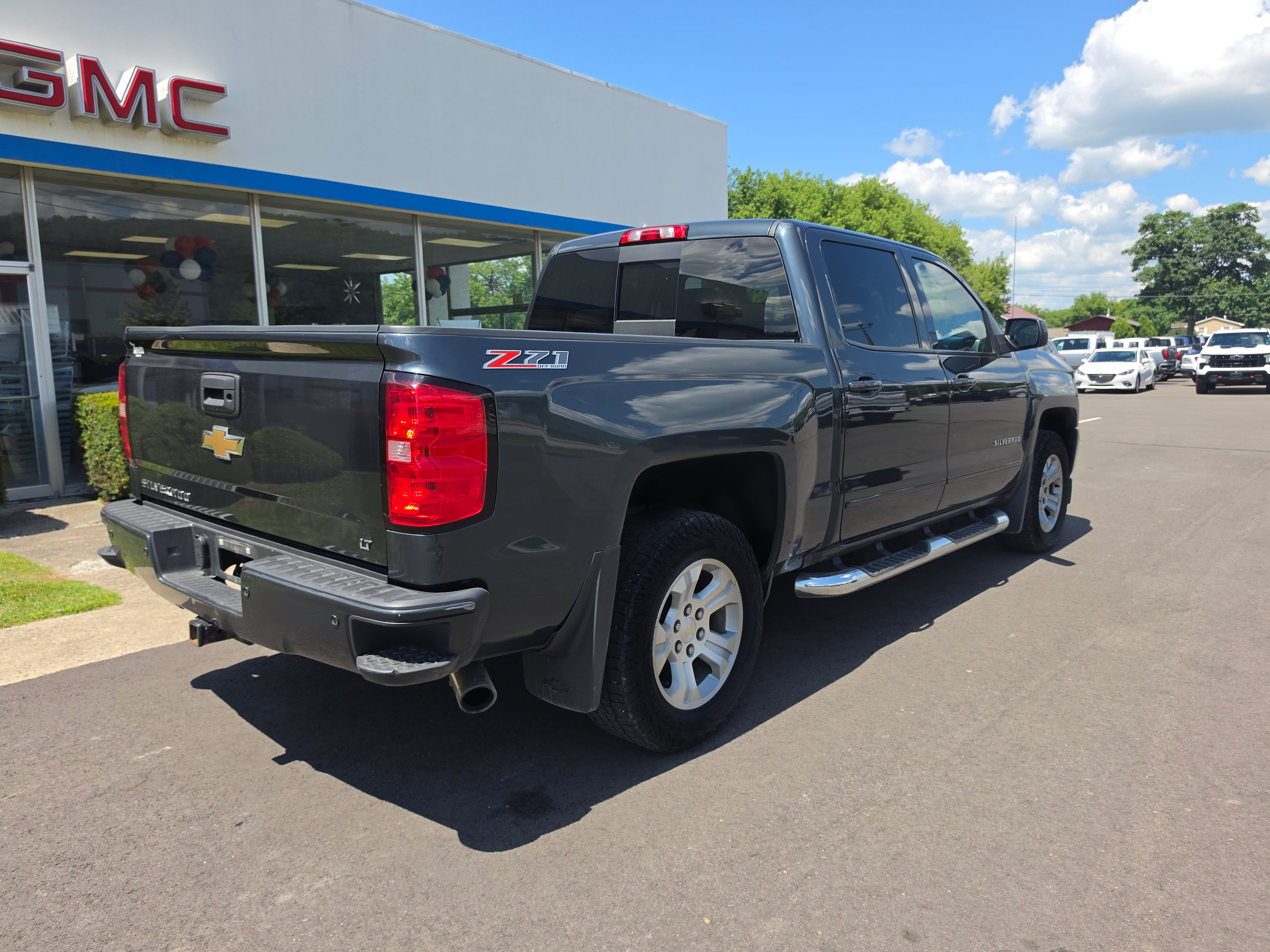 Used 2017 Chevrolet Silverado 1500 LT w/ All Star Edition AWD/4WD image 3