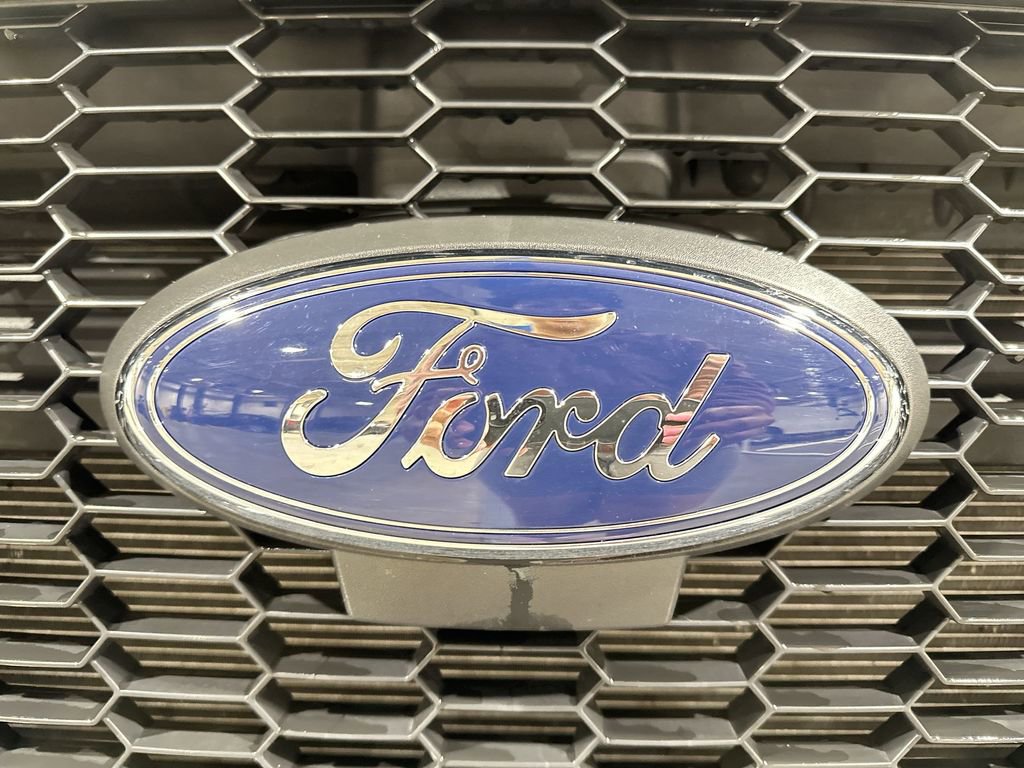 Used 2024 Ford Transit 250 Low Roof w/ Exterior Upgrade Package image 25