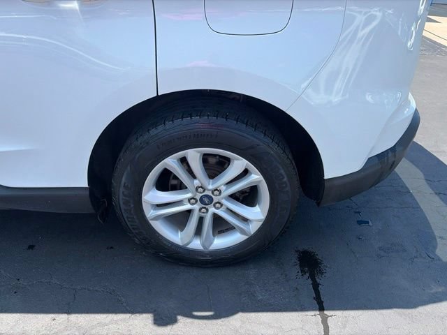 Used 2020 Ford Edge SEL w/ Convenience Package AWD/4WD image 17