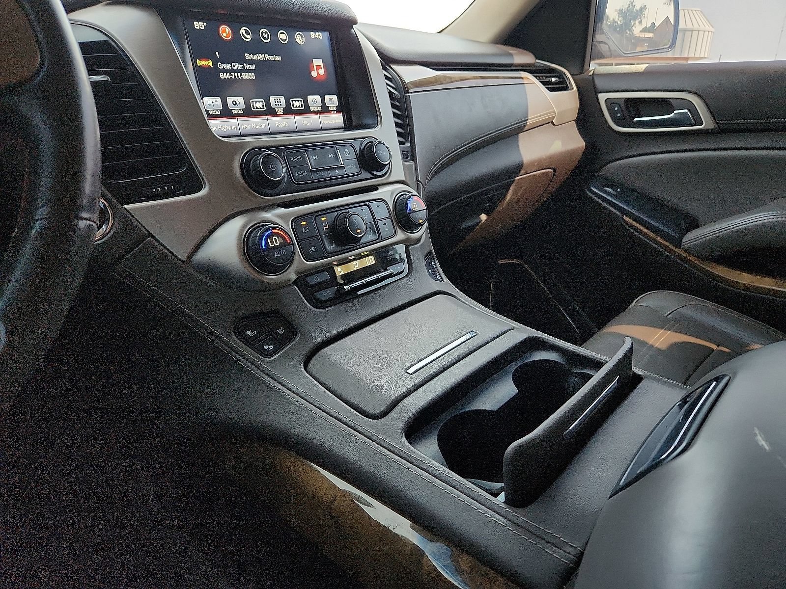 Used 2016 GMC Yukon XL Denali w/ Open Road Package AWD/4WD image 20