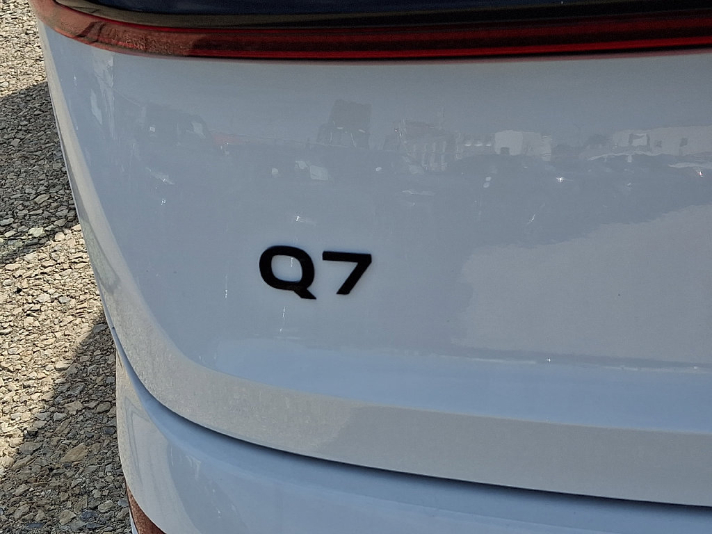 New 2026 Audi Q7 2.0T Premium AWD/4WD image 13