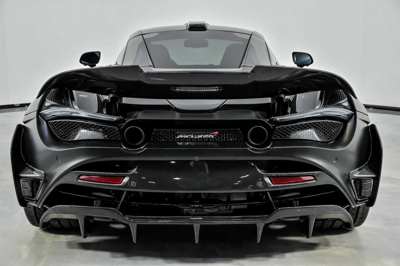 Used 2018 McLaren 720S Performance image 14