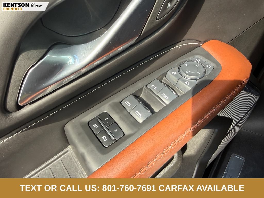 Used 2024 GMC Yukon Denali Ultimate AWD/4WD image 22