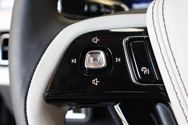 New 2025 Lincoln Aviator 2WD w/ Jet Appearance Package image 27