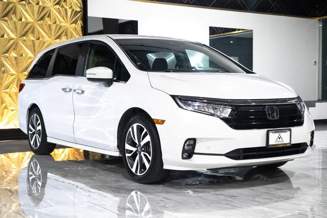 Used 2023 Honda Odyssey Touring image 1